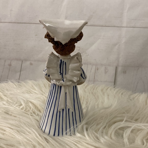 Laura Dunn Nurse Clay Pottery Figurine 1996 England - Picture 3 of 11